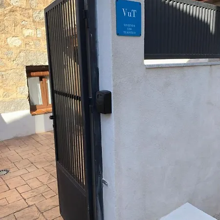 Сasa de vacaciones El Naranjo Piedralaves