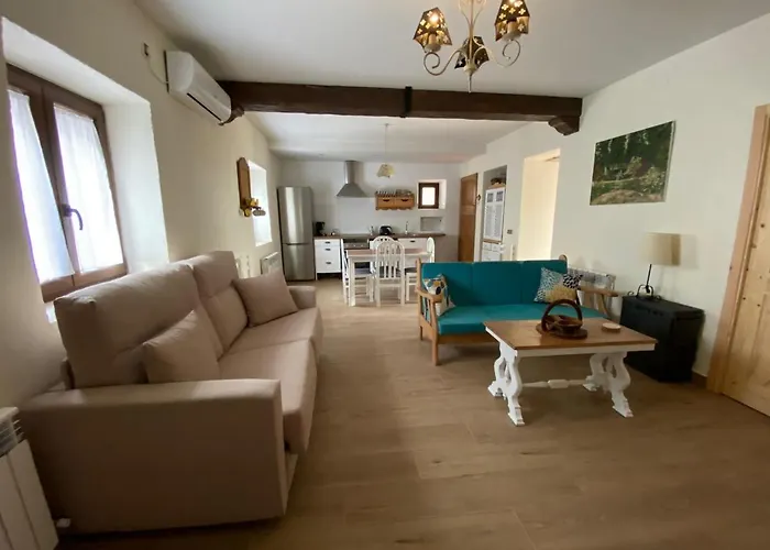 El Naranjo Holiday home Piedralaves